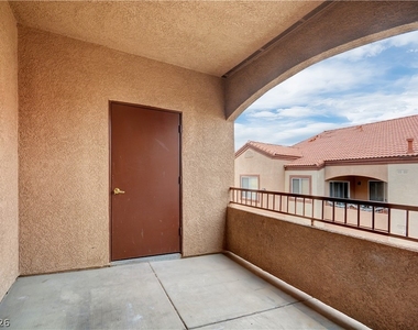 9580 W Reno Avenue - Photo Thumbnail 11