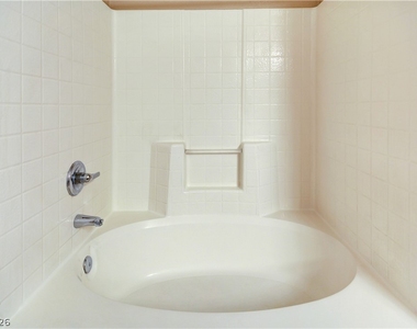 9580 W Reno Avenue - Photo Thumbnail 20