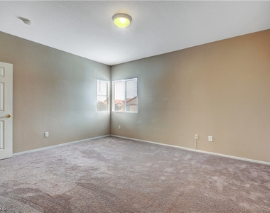 9580 W Reno Avenue - Photo Thumbnail 23
