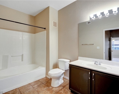 9580 W Reno Avenue - Photo Thumbnail 19