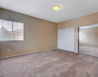 9580 W Reno Avenue - Photo Thumbnail 22