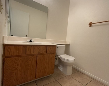 141 Colbath Street - Photo Thumbnail 15
