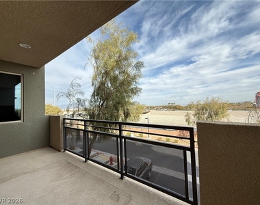 11231 Hidden Peak Avenue - Photo Thumbnail 18