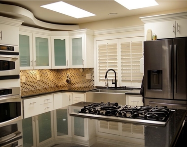 2409 Lourdes Avenue - Photo Thumbnail 1