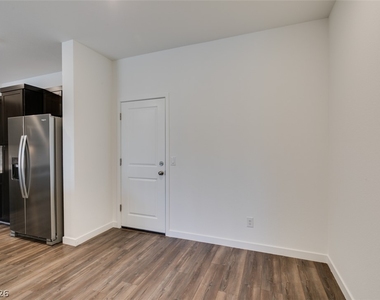 218 Krameria Avenue - Photo Thumbnail 16