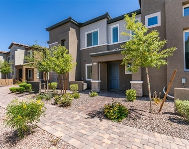 218 Krameria Avenue - Photo Thumbnail 1