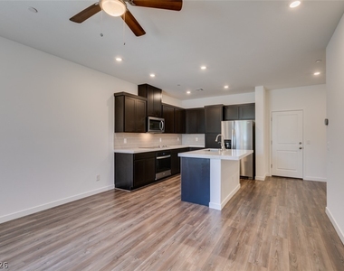 218 Krameria Avenue - Photo Thumbnail 3