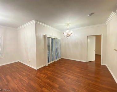 7255 W Sunset Road - Photo Thumbnail 4