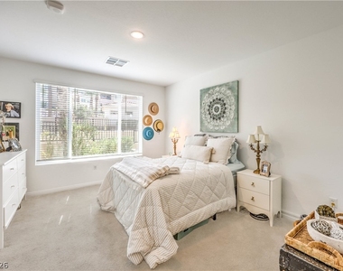 2555 Hampton Road - Photo Thumbnail 18