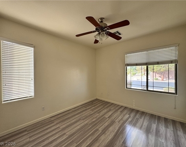 5512 Stelle Amore Street - Photo Thumbnail 26