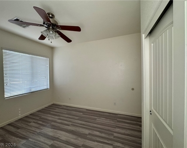 5512 Stelle Amore Street - Photo Thumbnail 27