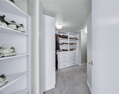 322 Karen Avenue - Photo Thumbnail 58