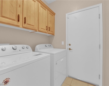 2429 Allegretto Avenue - Photo Thumbnail 32