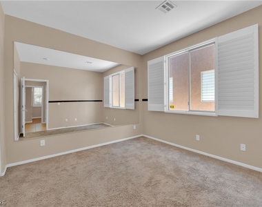 2429 Allegretto Avenue - Photo Thumbnail 22