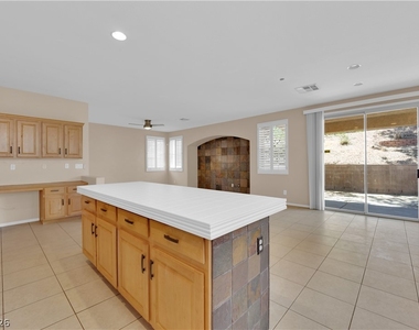 2429 Allegretto Avenue - Photo Thumbnail 11
