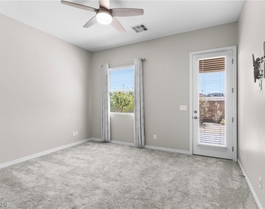 652 Longfeather Street - Photo Thumbnail 17