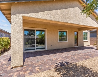 652 Longfeather Street - Photo Thumbnail 34
