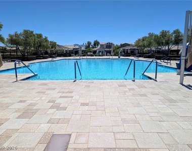 652 Longfeather Street - Photo Thumbnail 47
