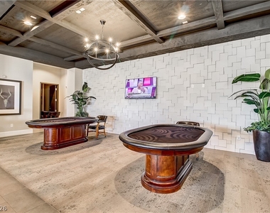 652 Longfeather Street - Photo Thumbnail 42
