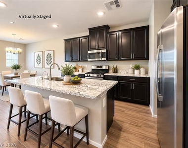 6462 Silver Estates Street - Photo Thumbnail 4