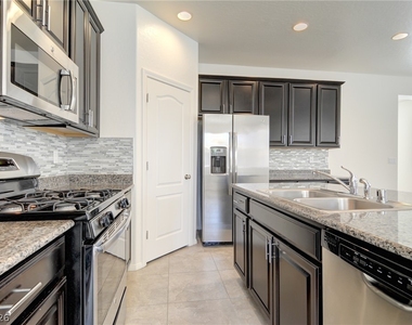 5487 Funks Grove Lane - Photo Thumbnail 3