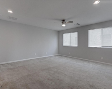 114 Manzanita Falls Avenue - Photo Thumbnail 15