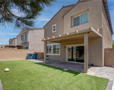 114 Manzanita Falls Avenue - Photo Thumbnail 34