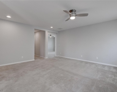 114 Manzanita Falls Avenue - Photo Thumbnail 18