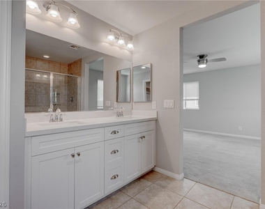 114 Manzanita Falls Avenue - Photo Thumbnail 23