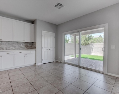 114 Manzanita Falls Avenue - Photo Thumbnail 9