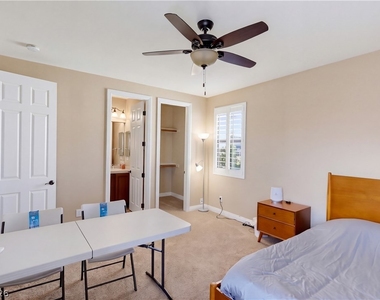 12037 Malva Place - Photo Thumbnail 38
