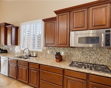 12037 Malva Place - Photo Thumbnail 13