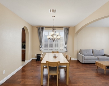 12037 Malva Place - Photo Thumbnail 5