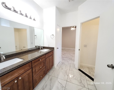 7887 Palace Monaco Avenue - Photo Thumbnail 11