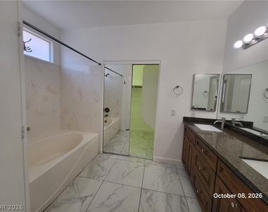 7887 Palace Monaco Avenue - Photo Thumbnail 12
