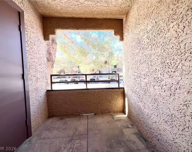 2200 S Fort Apache Road - Photo Thumbnail 18