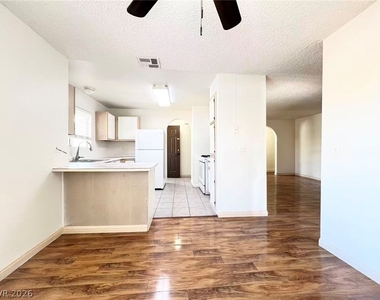 2200 S Fort Apache Road - Photo Thumbnail 6