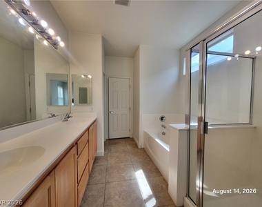7280 Fountain Village Avenue - Photo Thumbnail 9