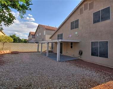 9218 Sleeping Tree Street - Photo Thumbnail 17