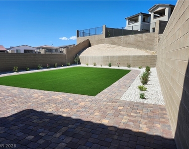 2383 Open Valley Street - Photo Thumbnail 3