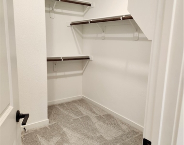 2383 Open Valley Street - Photo Thumbnail 21