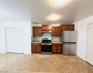 8969 Agate Avenue - Photo Thumbnail 8