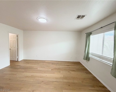 8969 Agate Avenue - Photo Thumbnail 13