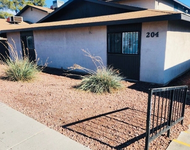 204 N Bruce Street - Photo Thumbnail 1