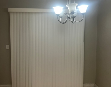 204 N Bruce Street - Photo Thumbnail 9