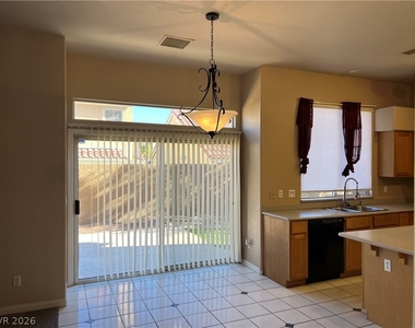8804 Stafford Springs Drive - Photo Thumbnail 10