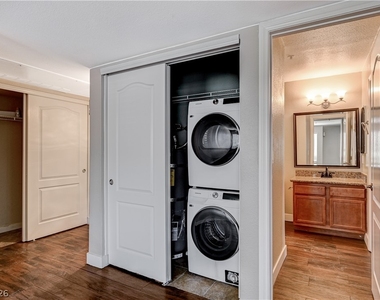2120 Sealion Drive - Photo Thumbnail 30