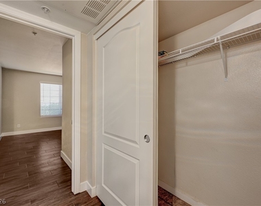 2120 Sealion Drive - Photo Thumbnail 18