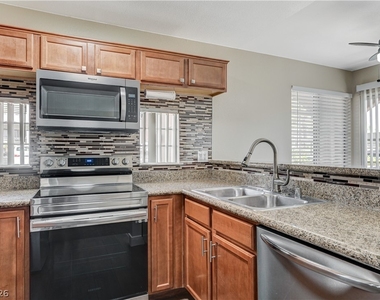 2120 Sealion Drive - Photo Thumbnail 16