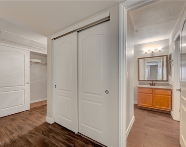 2120 Sealion Drive - Photo Thumbnail 17